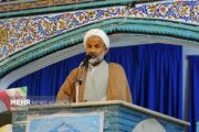 امام جمعه دشتستان: سواد رسانه‌ای ضرورت صیانت از خانواده است