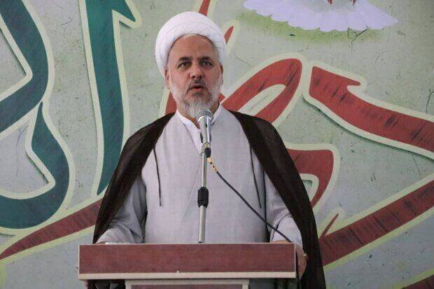 رحیمی: نماز باید محور برنامه‌ریزی و عملکرد مدیران جامعه اسلامی باشد