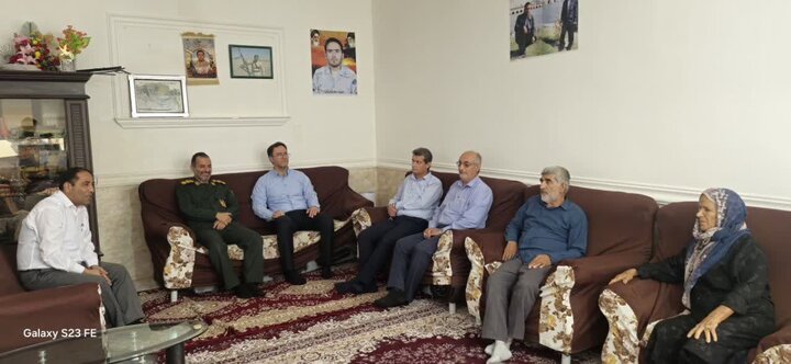 فرماندار تنگستان: امنیت امروز کشور مرهون فداکاری شهیدان است