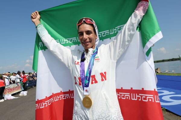 مرزها درحال جابهجا شدن؛ وقتی مدال «زنان» سرمایه اجتماعی یک ملت میشود مرزها درحال جابهجا شدن؛ وقتی مدال «زنان» سرمایه اجتماعی یک ملت میشود